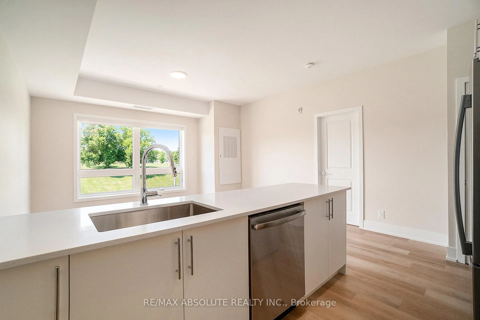 Photo 6 of Unit 407, 12 Thomas Street S, Arnprior — HOMEH