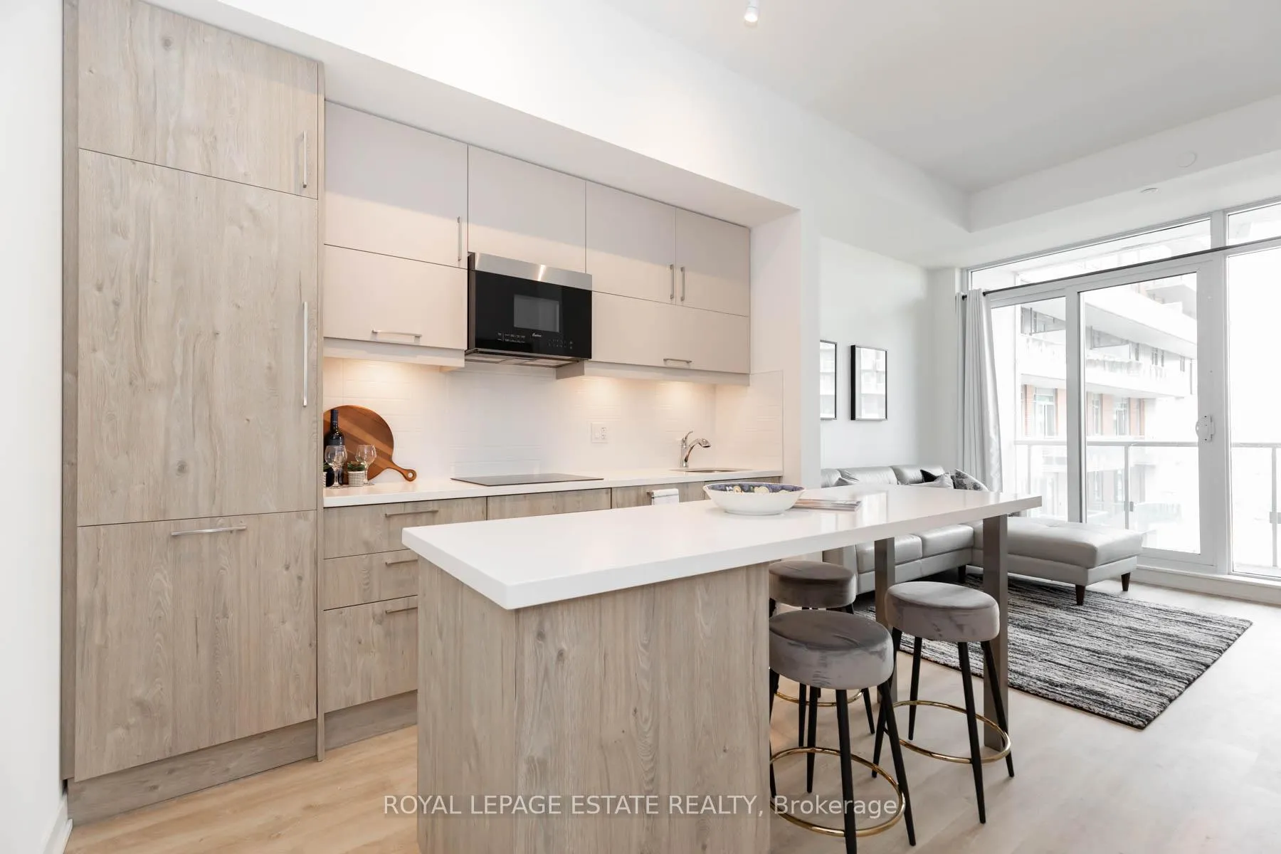 Photo 11 of Unit 1406, 8119 Birchmount Road, Markham, Unionville — HOMEH
