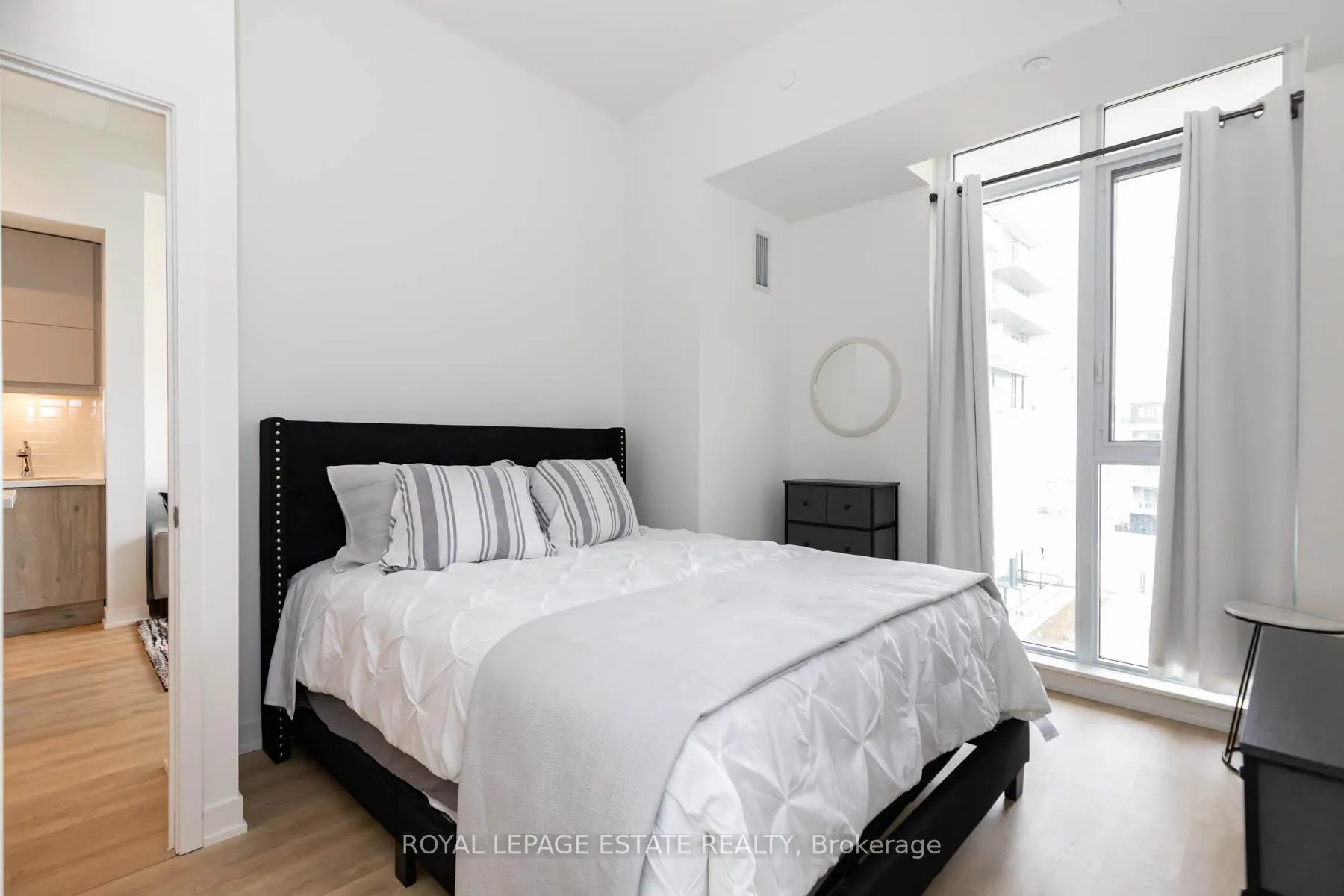 Photo 15 of Unit 1406, 8119 Birchmount Road, Markham, Unionville — HOMEH