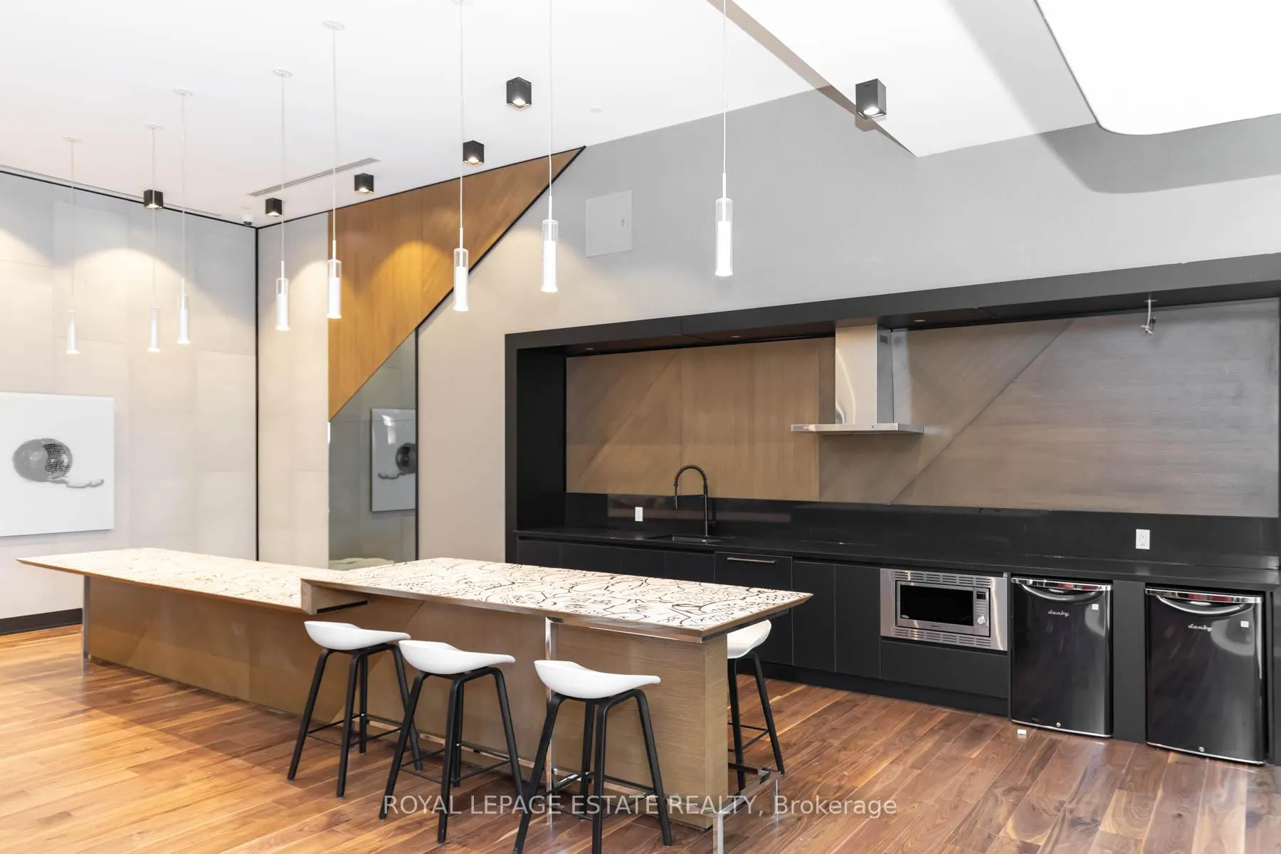 Photo 30 of Unit 1406, 8119 Birchmount Road, Markham, Unionville — HOMEH