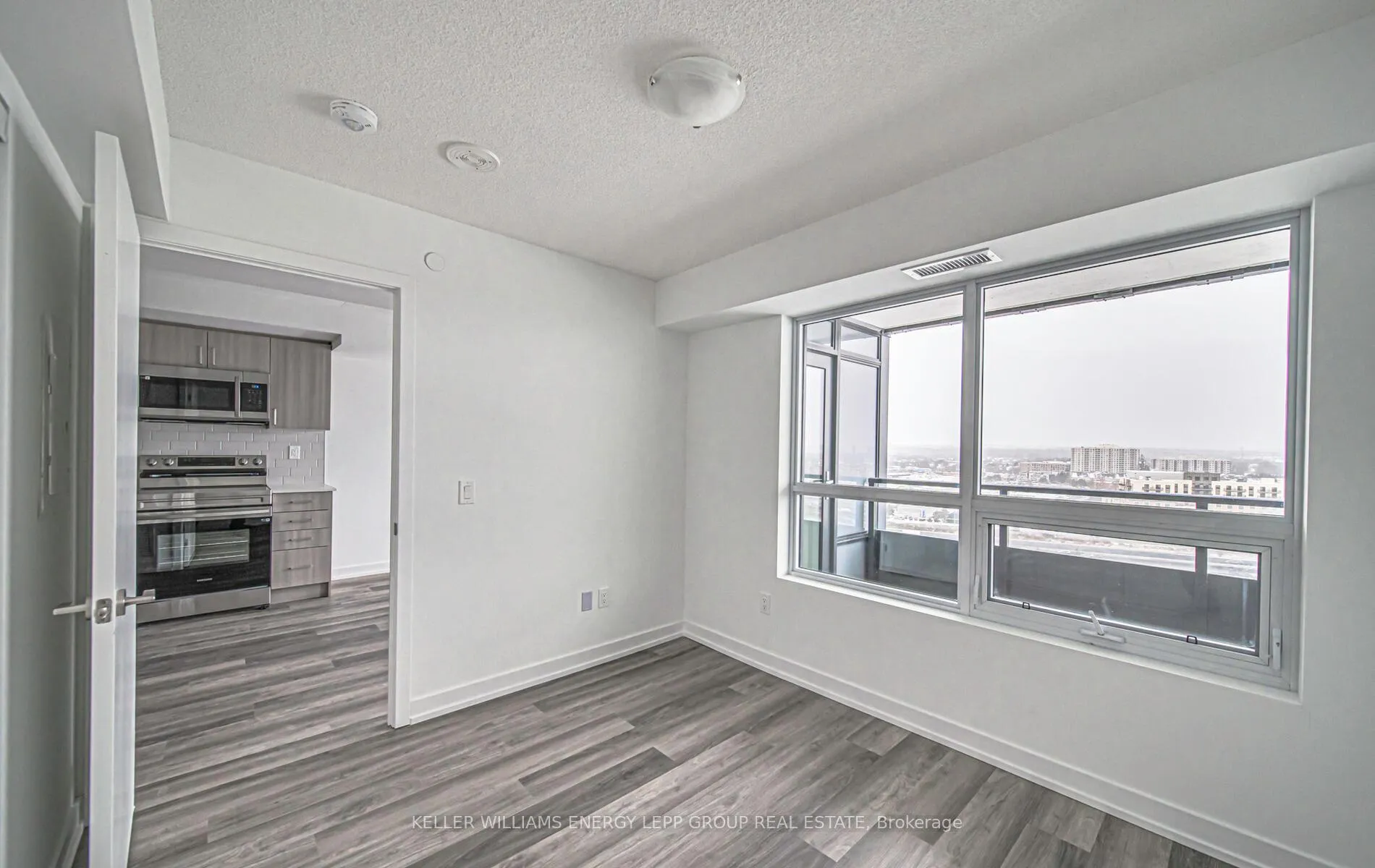 Photo 3 of Unit 1609, 1435 Celebration Drive, Pickering, Bay Ridges — HOMEH