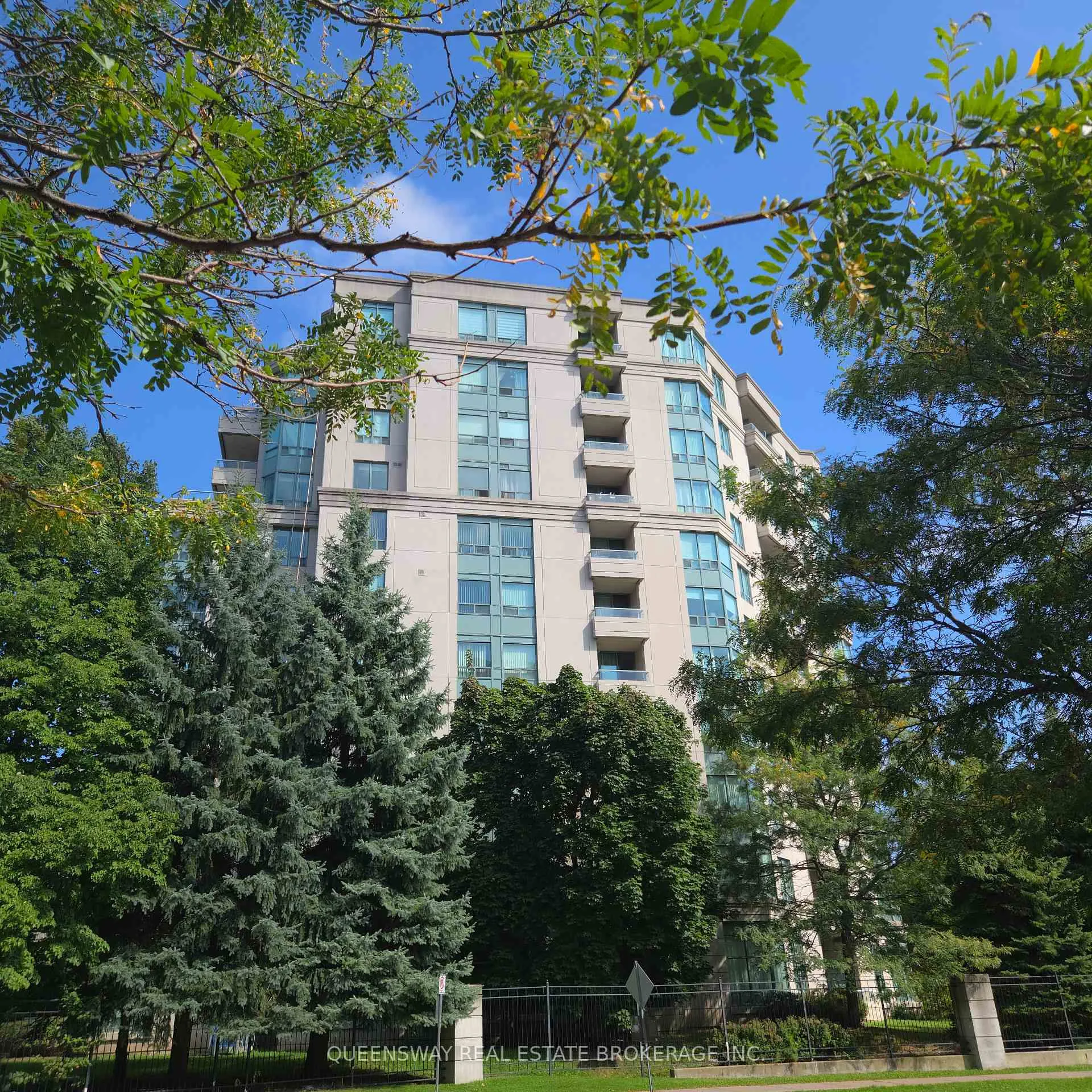 Photo 2 of Unit PH-107, 1 Emerald Lane, Vaughan, Crestwood-Springfarm-Yorkhill — HOMEH