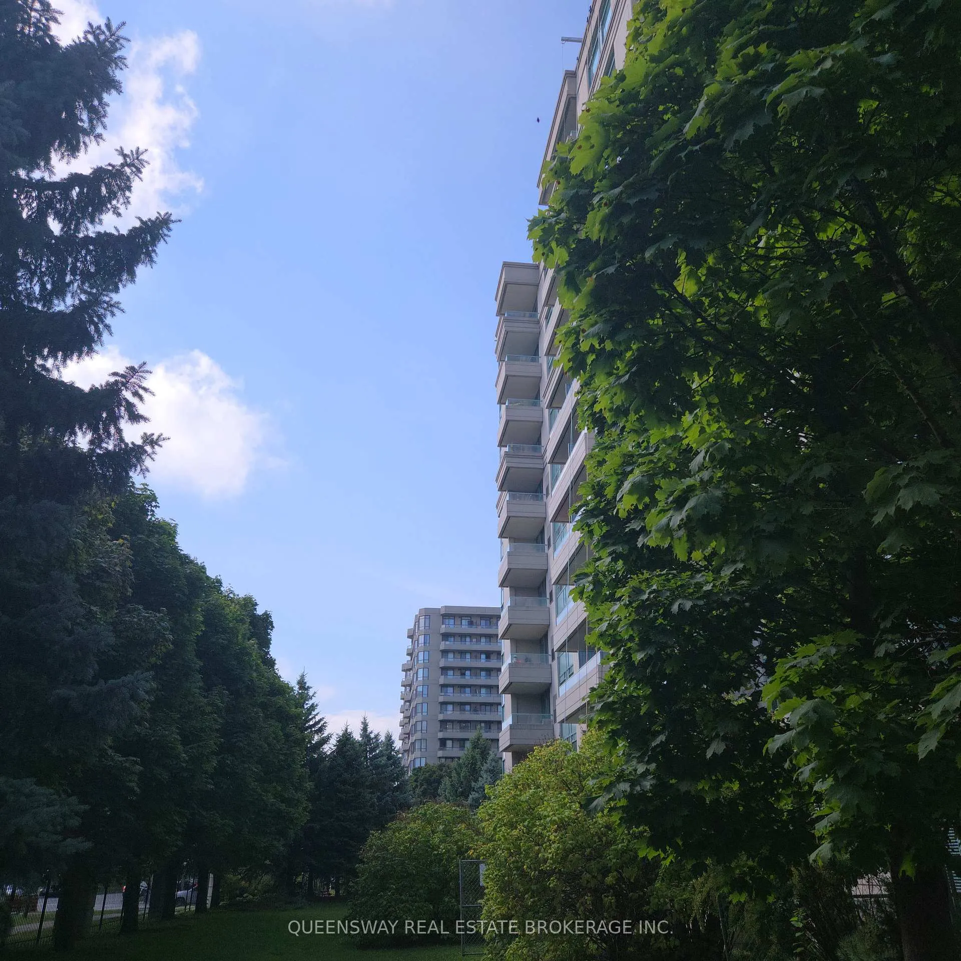 Photo 7 of Unit PH-107, 1 Emerald Lane, Vaughan, Crestwood-Springfarm-Yorkhill — HOMEH