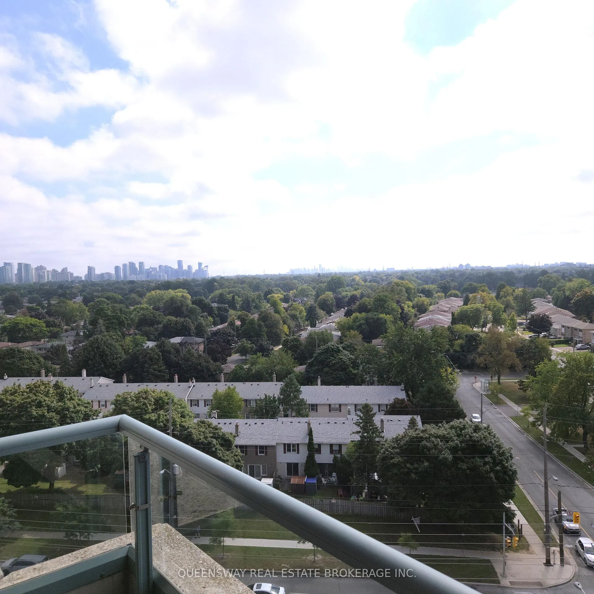 Photo 29 of Unit PH-107, 1 Emerald Lane, Vaughan, Crestwood-Springfarm-Yorkhill — HOMEH