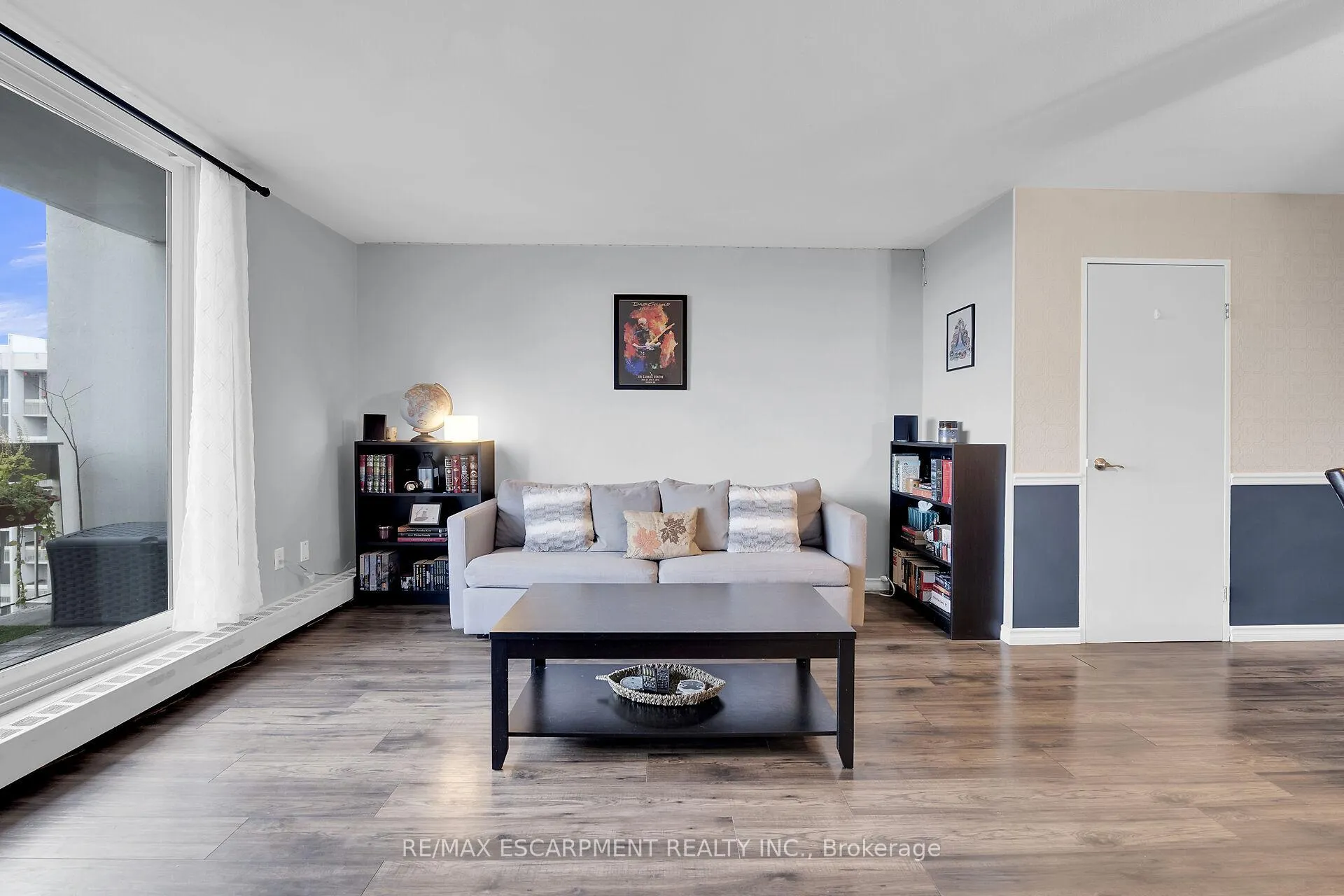 Photo 1 of Unit 826, 350 Quigley Road, Hamilton, Vincent — HOMEH