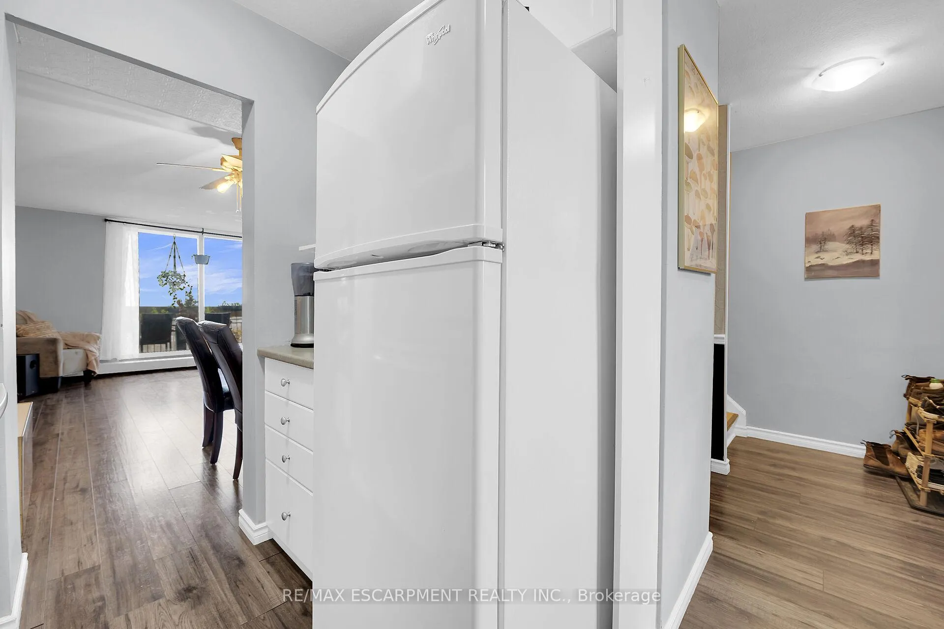 Photo 7 of Unit 826, 350 Quigley Road, Hamilton, Vincent — HOMEH