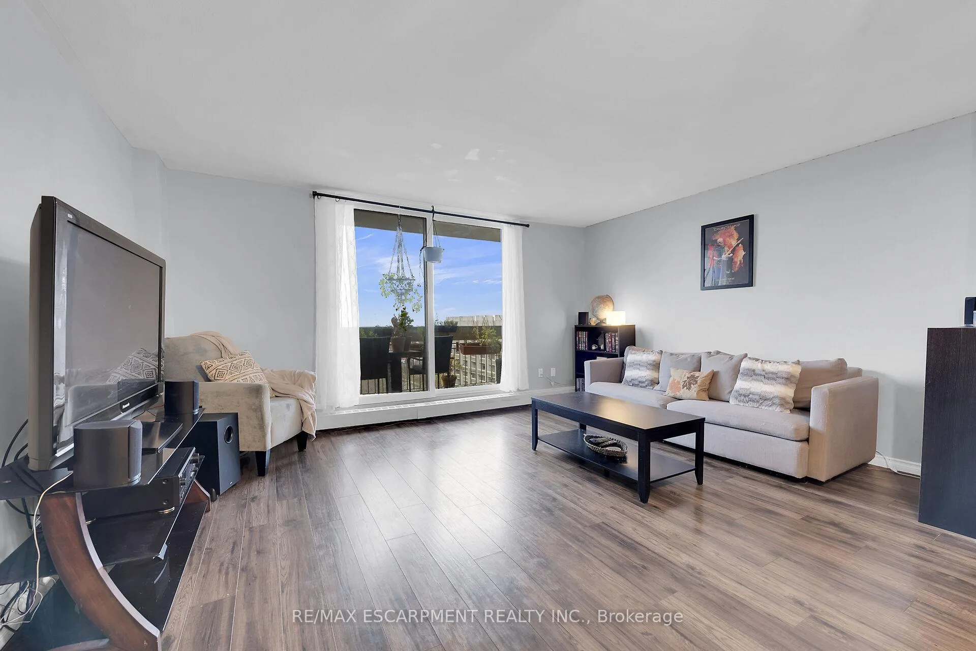 Photo 12 of Unit 826, 350 Quigley Road, Hamilton, Vincent — HOMEH