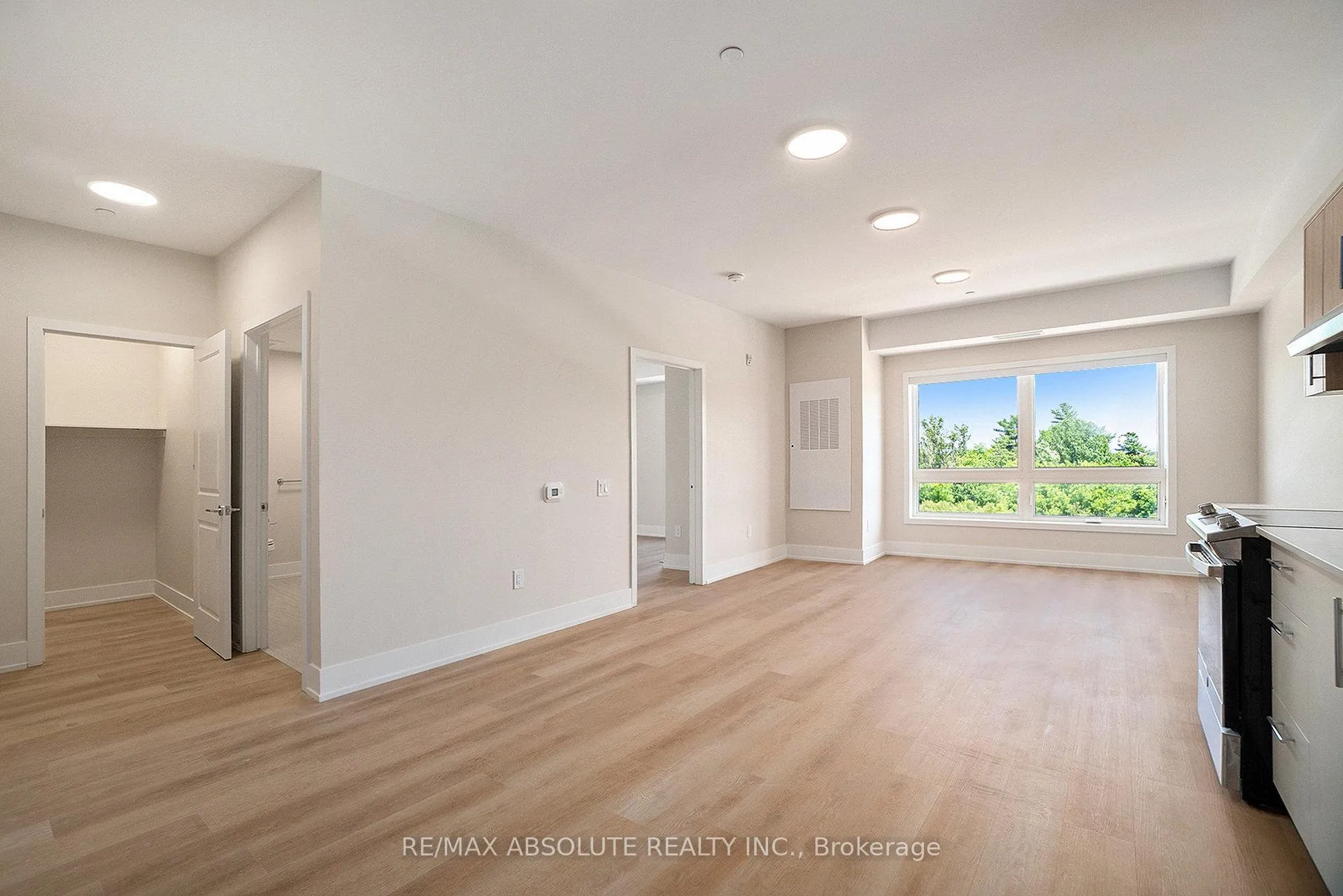 Photo 7 of Unit 308, 12 Thomas Street S, Arnprior — HOMEH