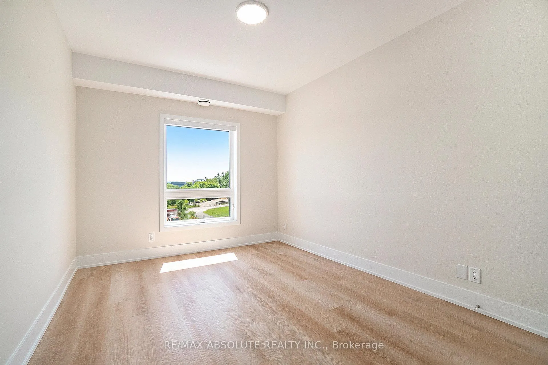 Photo 20 of Unit 315, 12 Thomas Street S, Arnprior — HOMEH