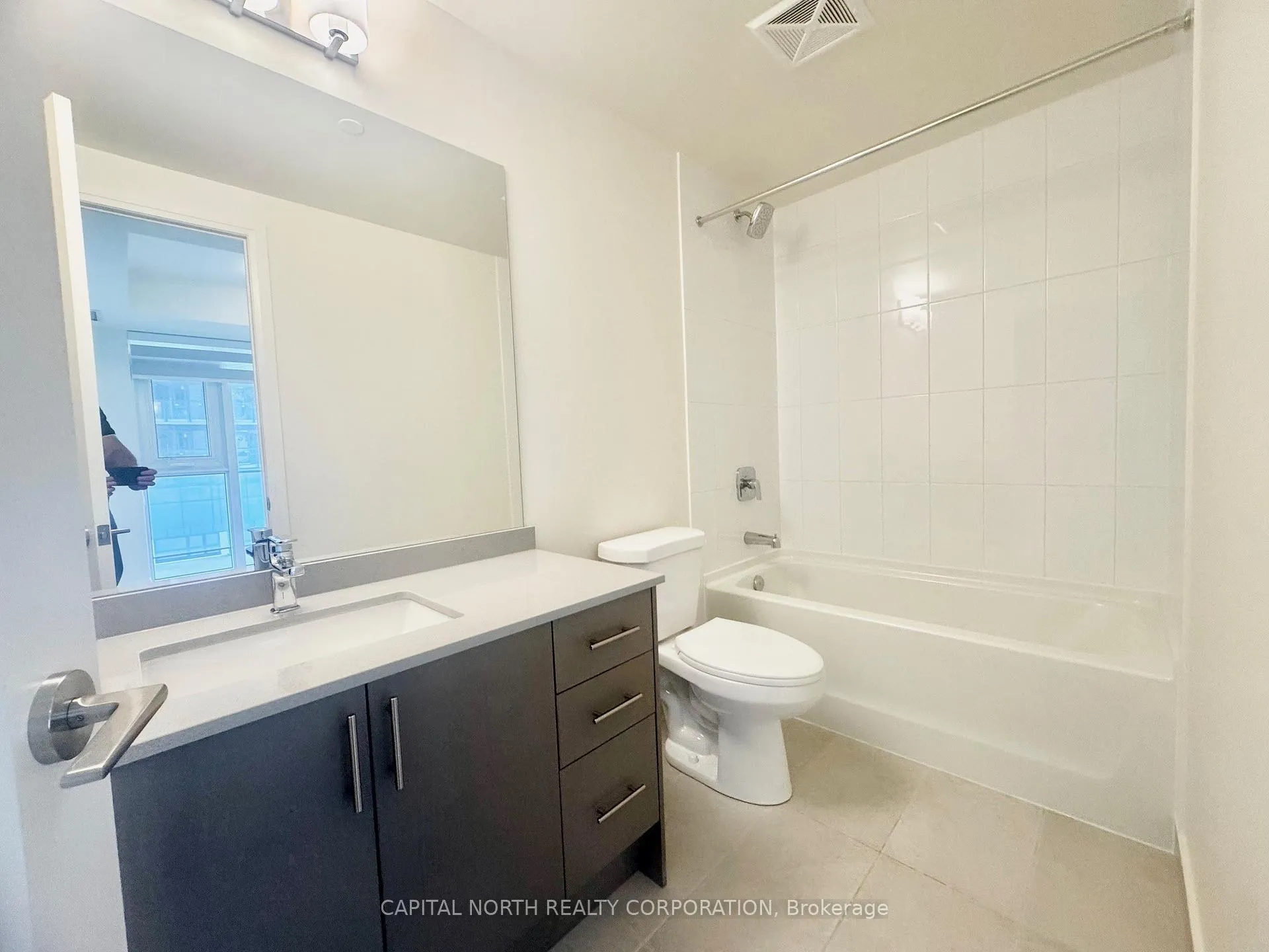 Photo 14 of Unit 803, 8960 Jane Street, Vaughan, Vellore Village — HOMEH