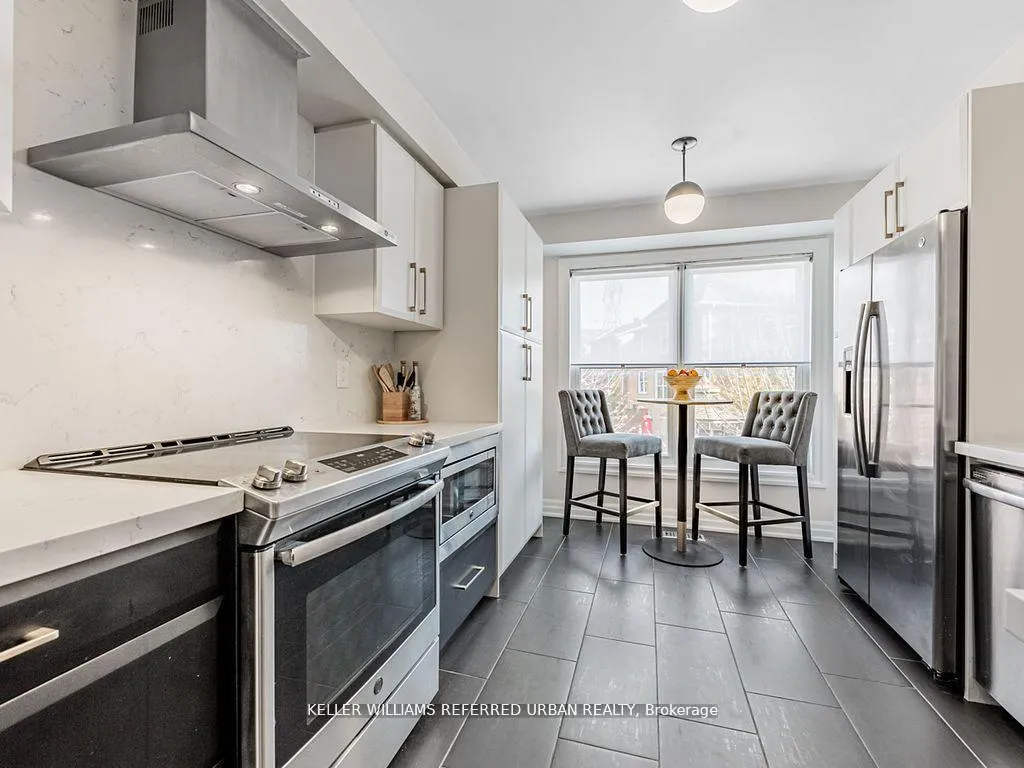 Photo 1 of 48 Wyatt Lane, Aurora, Bayview Wellington — HOMEH