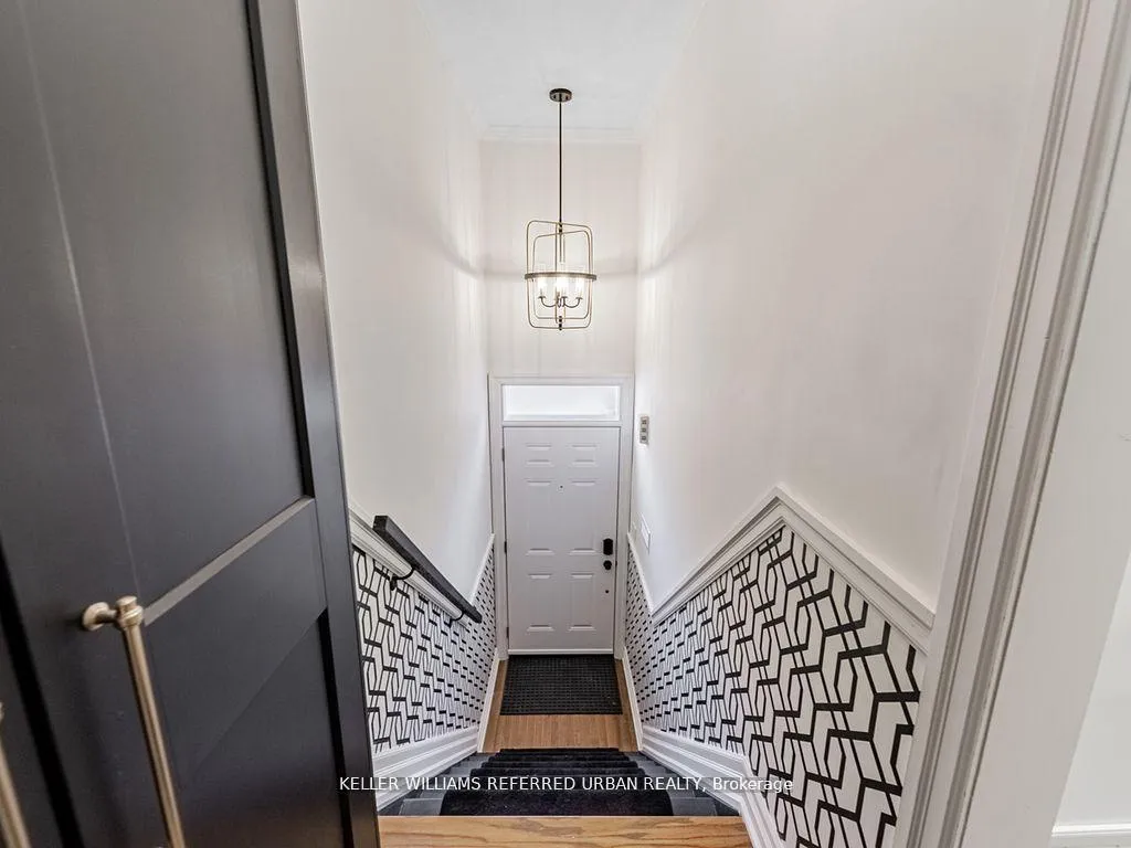 Photo 14 of 48 Wyatt Lane, Aurora, Bayview Wellington — HOMEH