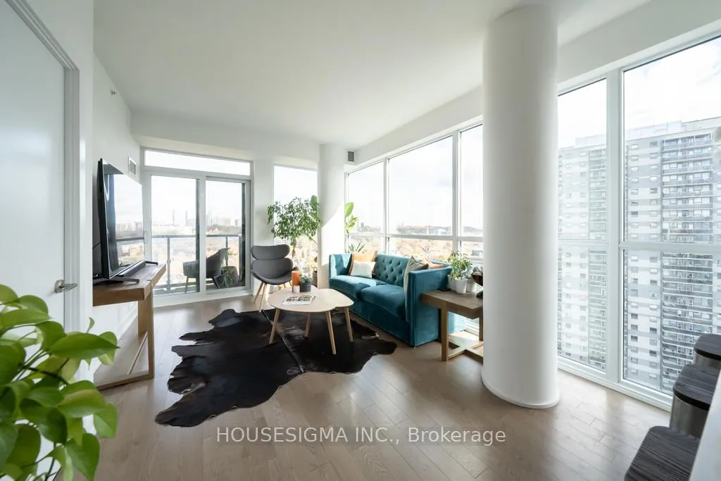 Photo 4 of Unit 1304, 181 Bedford Road, Toronto, The Annex — HOMEH