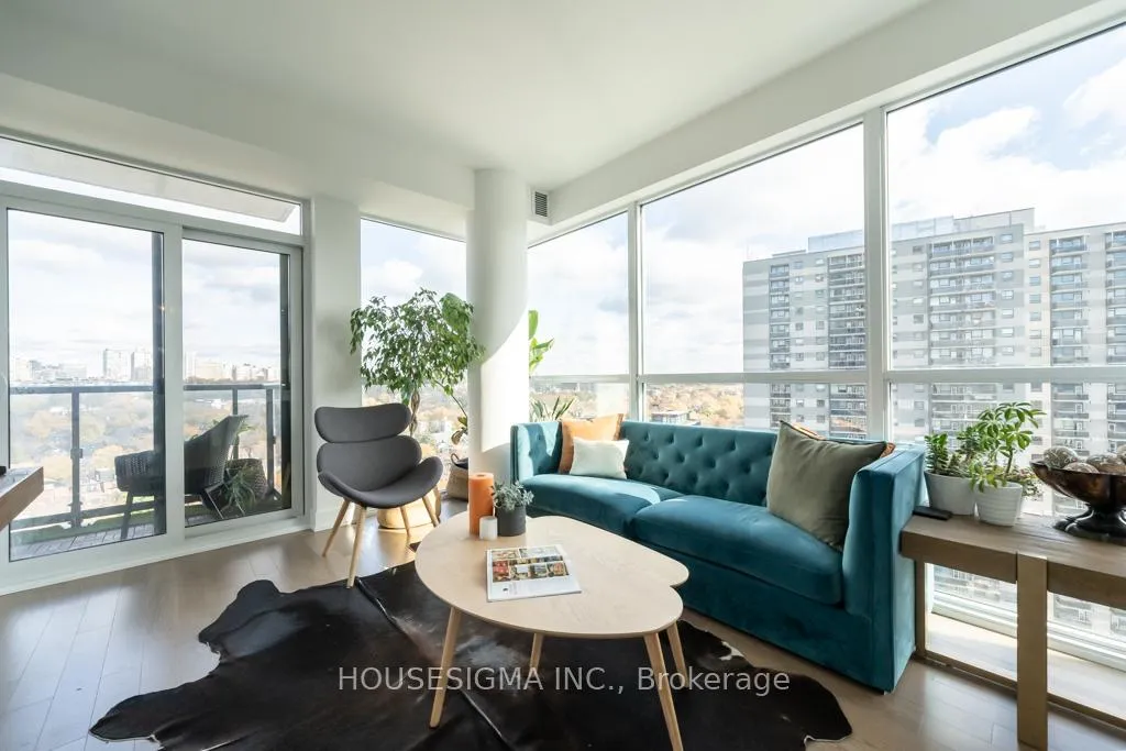 Photo 7 of Unit 1304, 181 Bedford Road, Toronto, The Annex — HOMEH