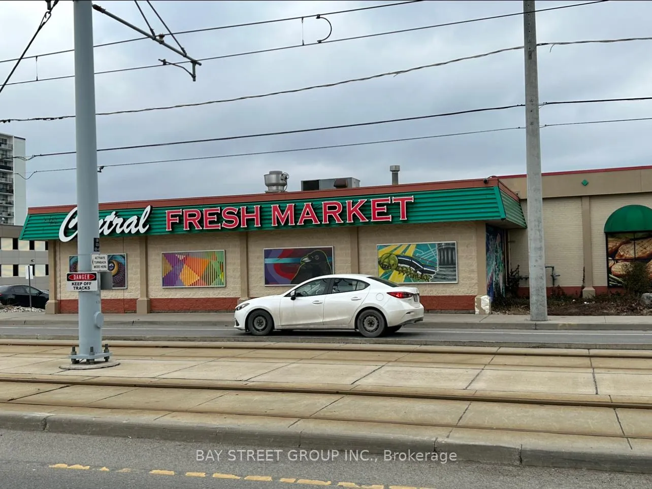 Photo 18 of Unit 404, 741 King Street W, Kitchener, KW Hospital — HOMEH