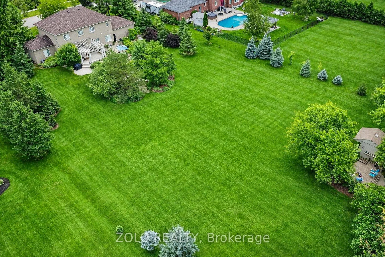 Photo 4 of 6 Massari Street, Caledon, Caledon Village — HOMEH