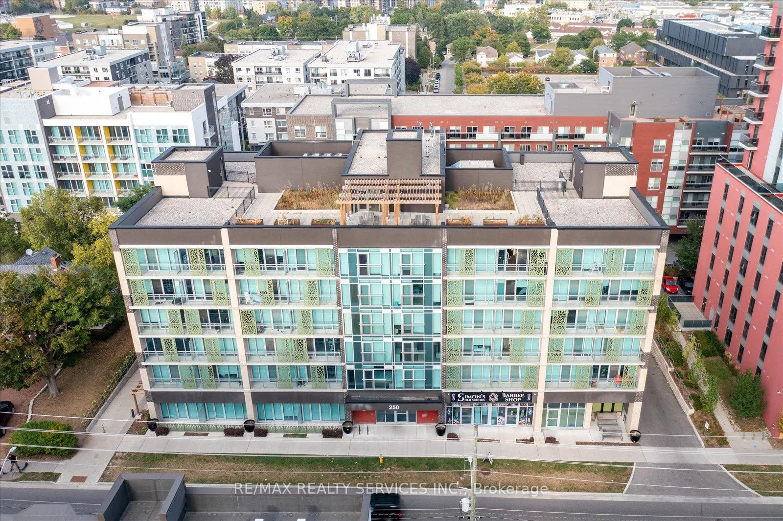 Front of Unit 307, 250 Albert Street