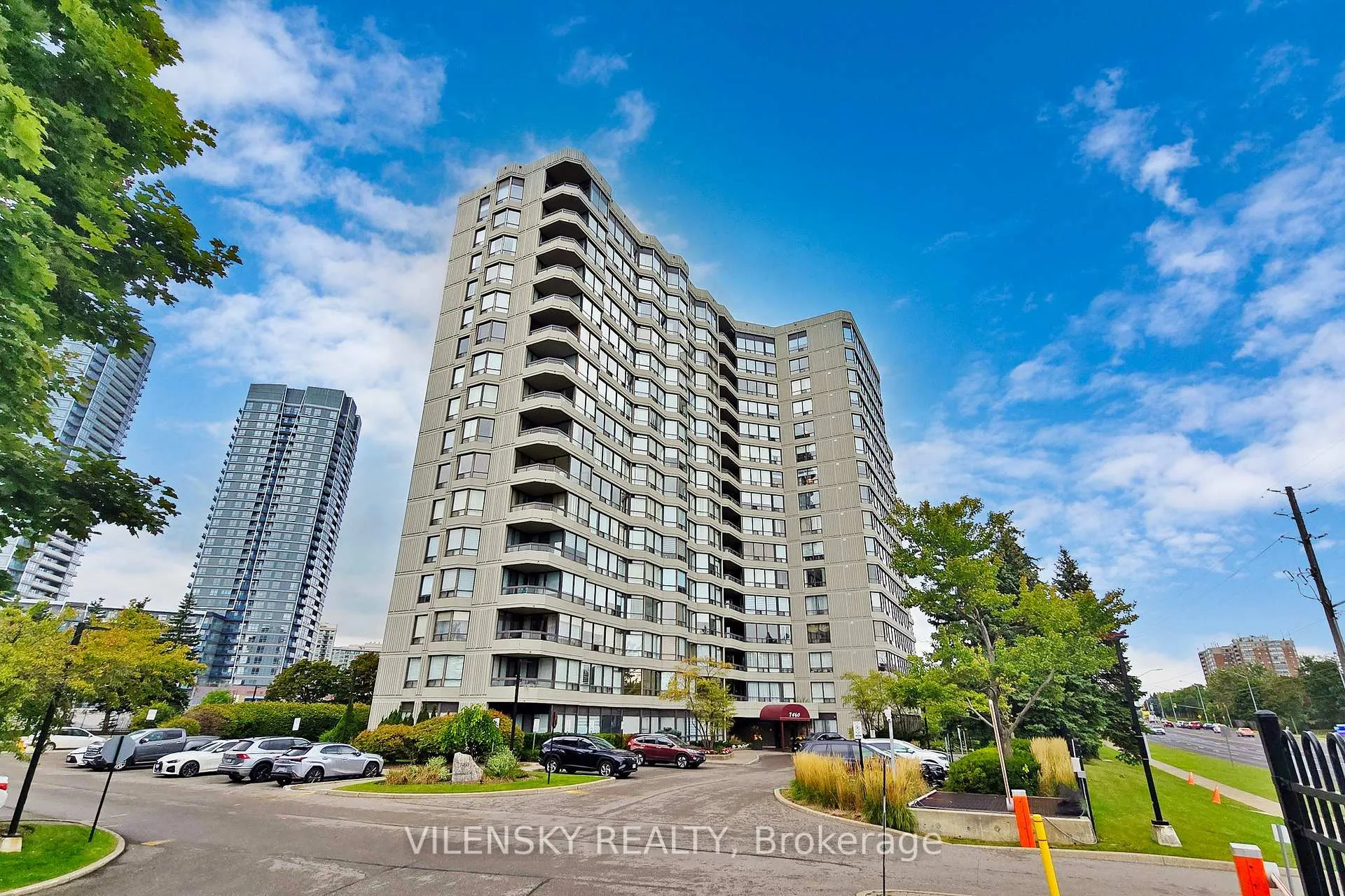 Photo 1 of Unit 514, 7460 Bathurst Street, Vaughan, Brownridge — HOMEH