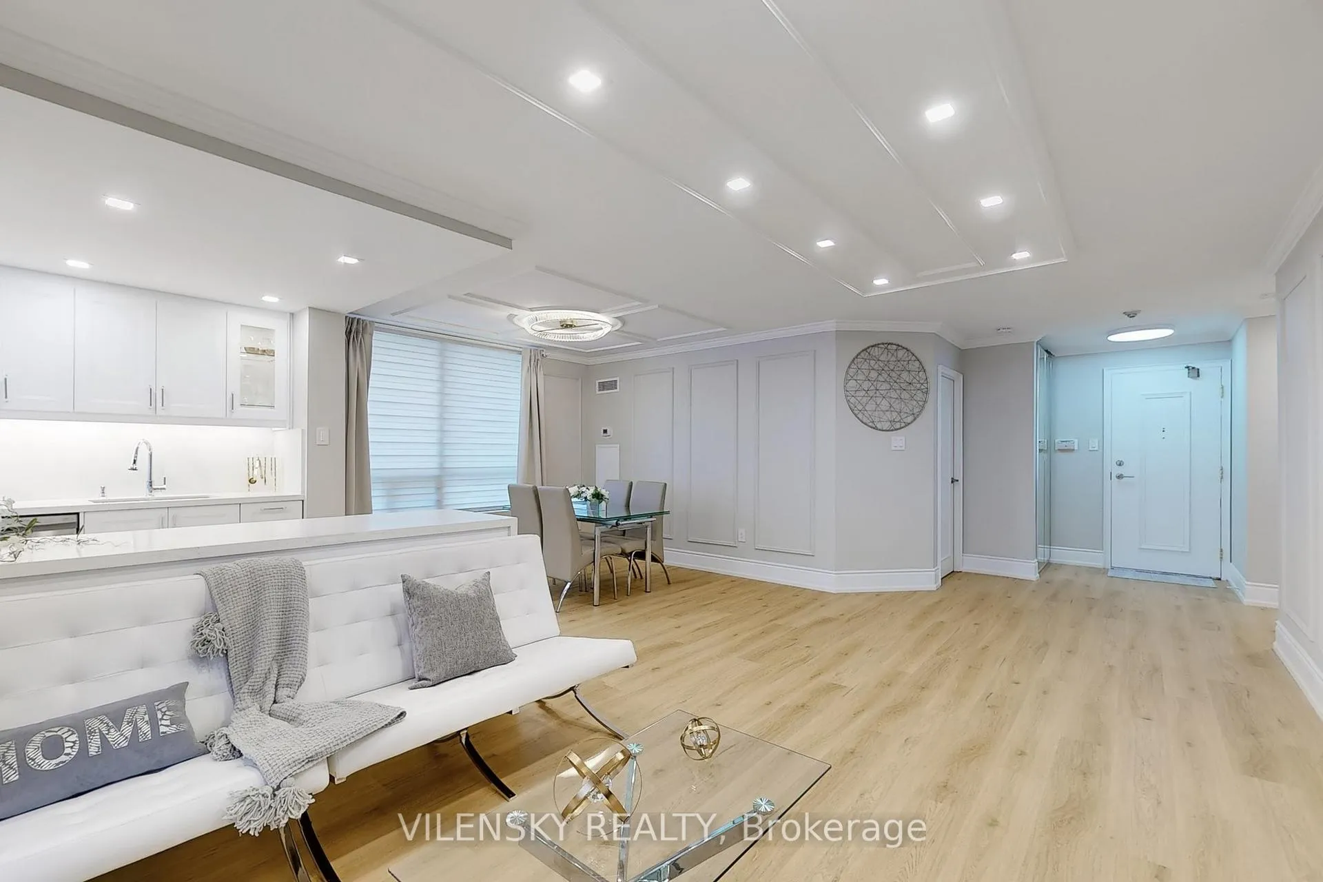Photo 9 of Unit 514, 7460 Bathurst Street, Vaughan, Brownridge — HOMEH