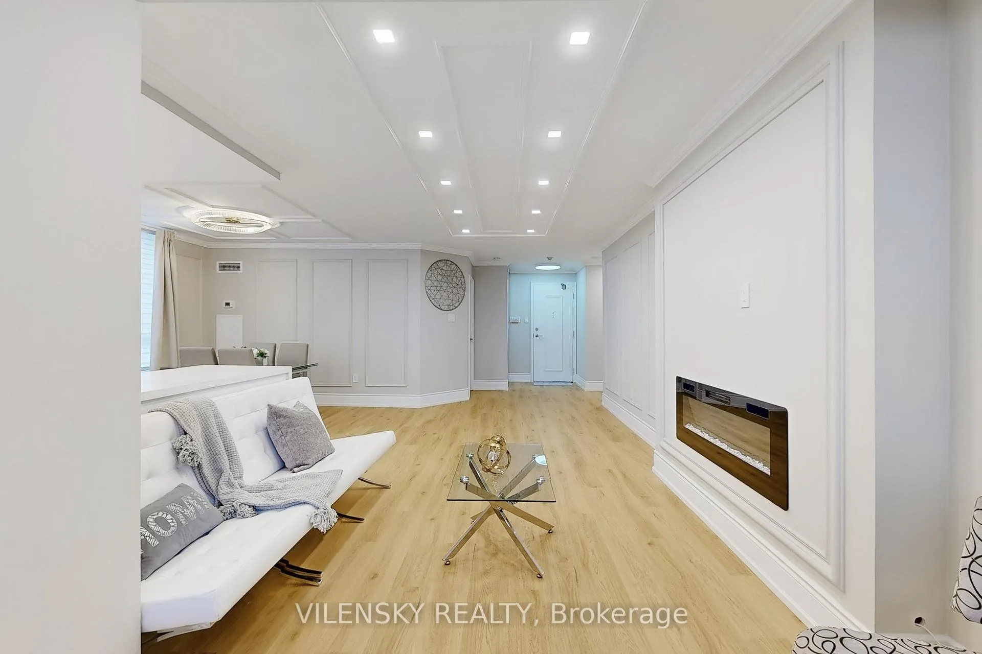 Photo 10 of Unit 514, 7460 Bathurst Street, Vaughan, Brownridge — HOMEH