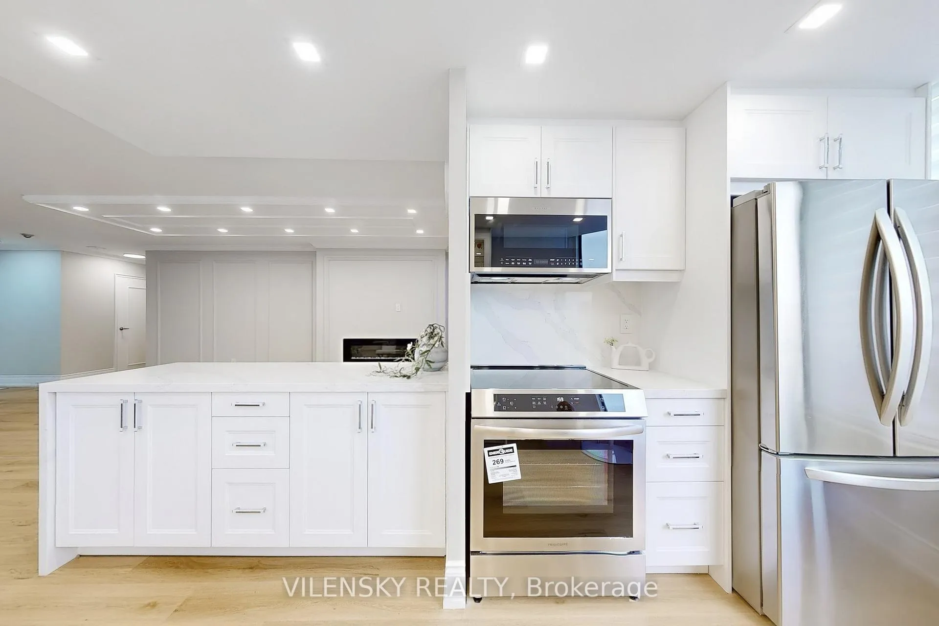 Photo 16 of Unit 514, 7460 Bathurst Street, Vaughan, Brownridge — HOMEH