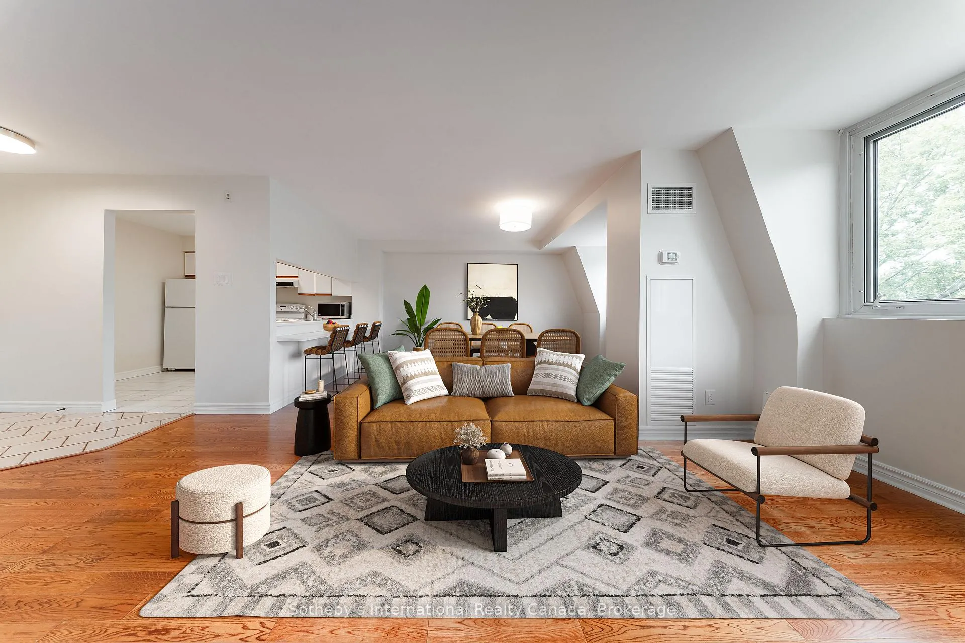 Photo 9 of Unit 508, 356 McRae Drive, Toronto, Leaside — HOMEH