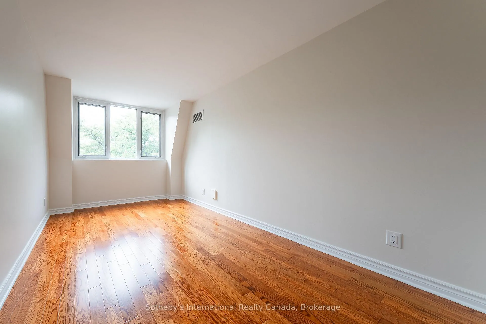 Photo 23 of Unit 508, 356 McRae Drive, Toronto, Leaside — HOMEH