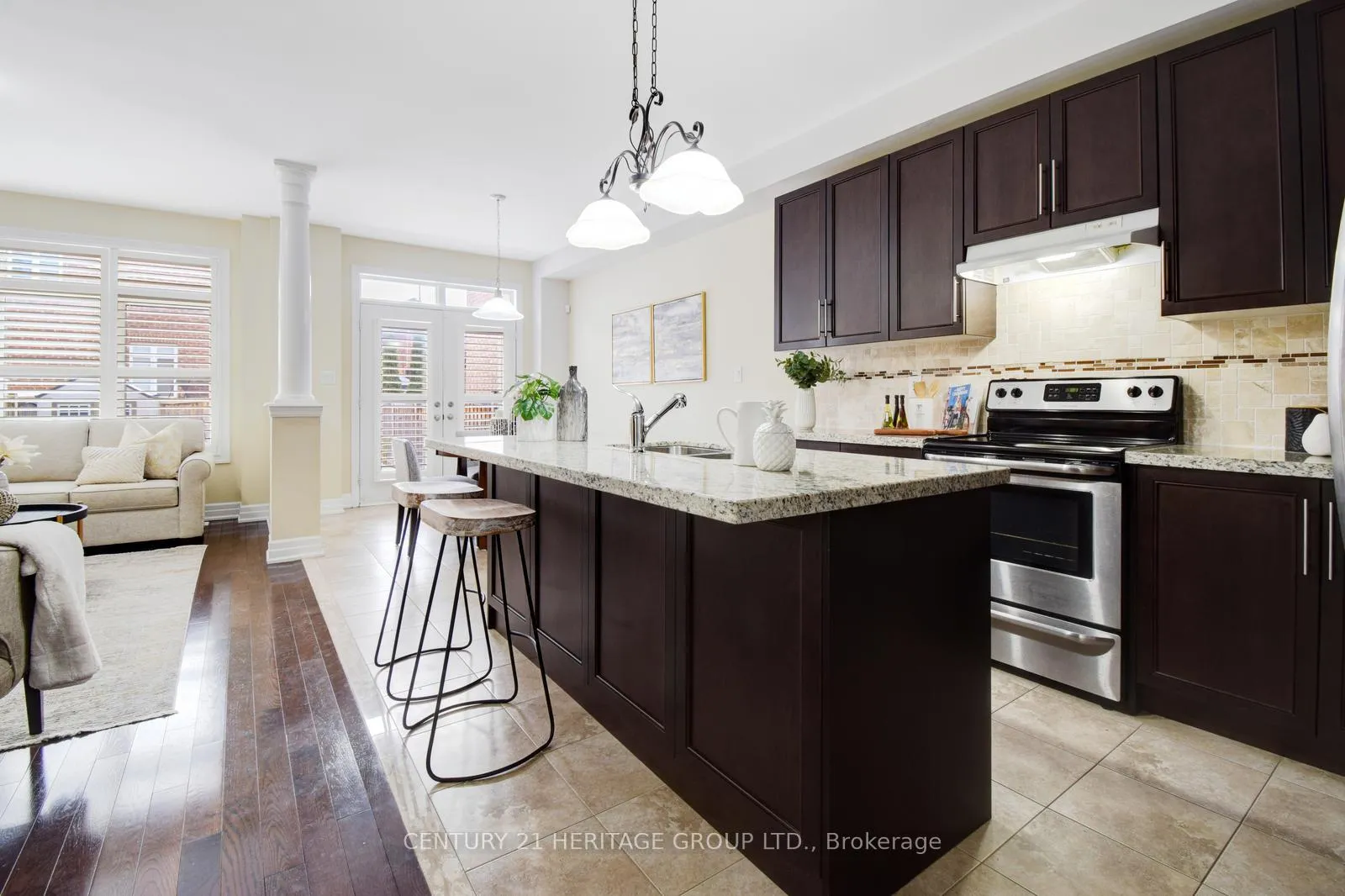 Photo 6 of 55 Alex Campbell Crescent, King, King City — HOMEH
