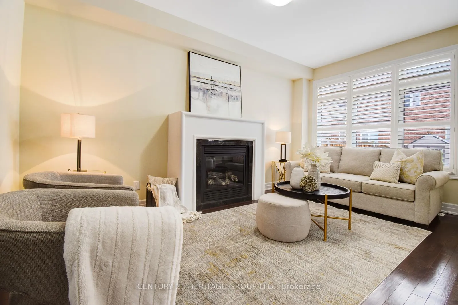 Photo 9 of 55 Alex Campbell Crescent, King, King City — HOMEH