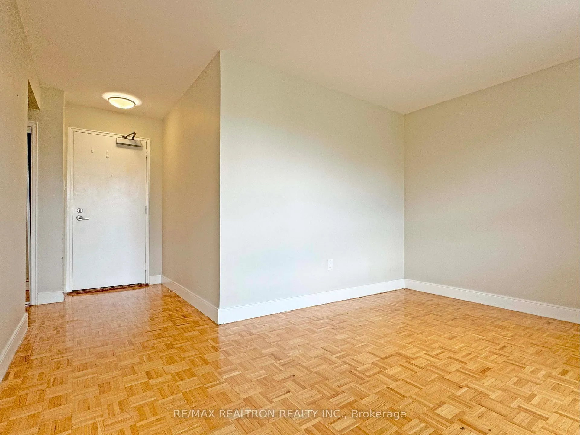 Photo 3 of Unit 306, 485 Huron Street, Toronto, The Annex — HOMEH