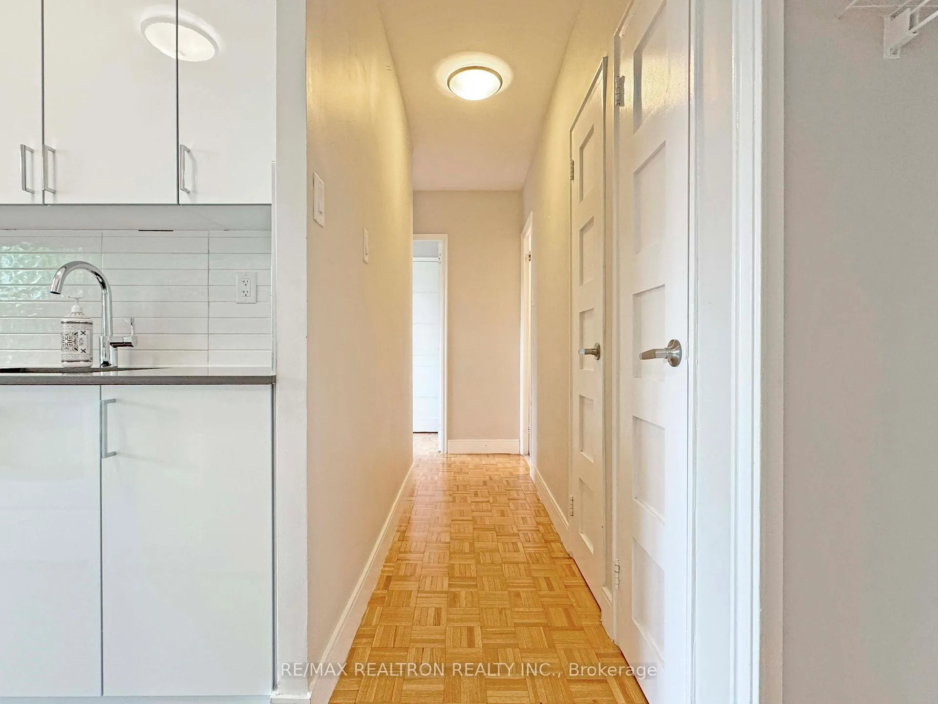 Photo 9 of Unit 306, 485 Huron Street, Toronto, The Annex — HOMEH