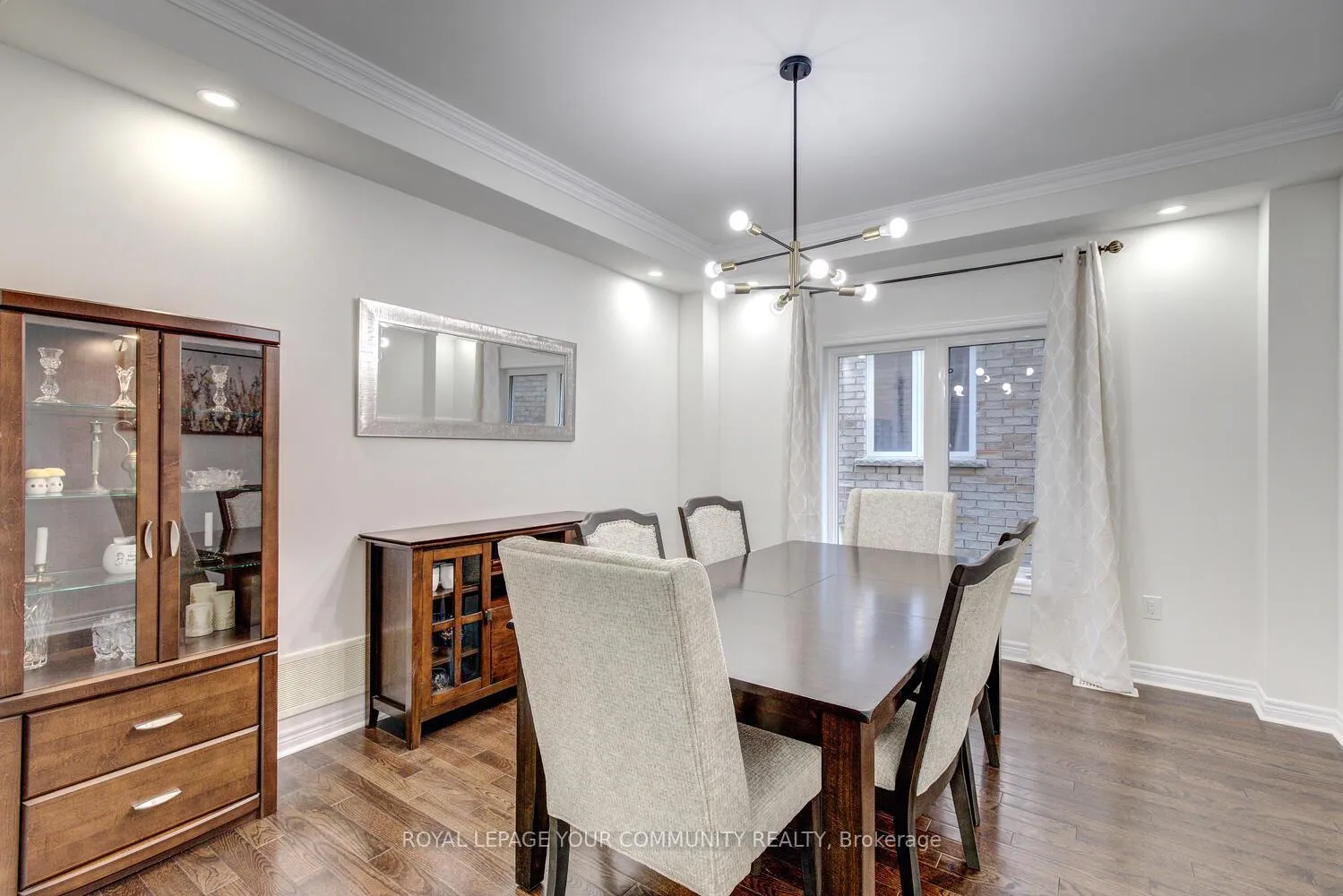 Photo 11 of 23 Barletta Drive, Vaughan, Patterson — HOMEH