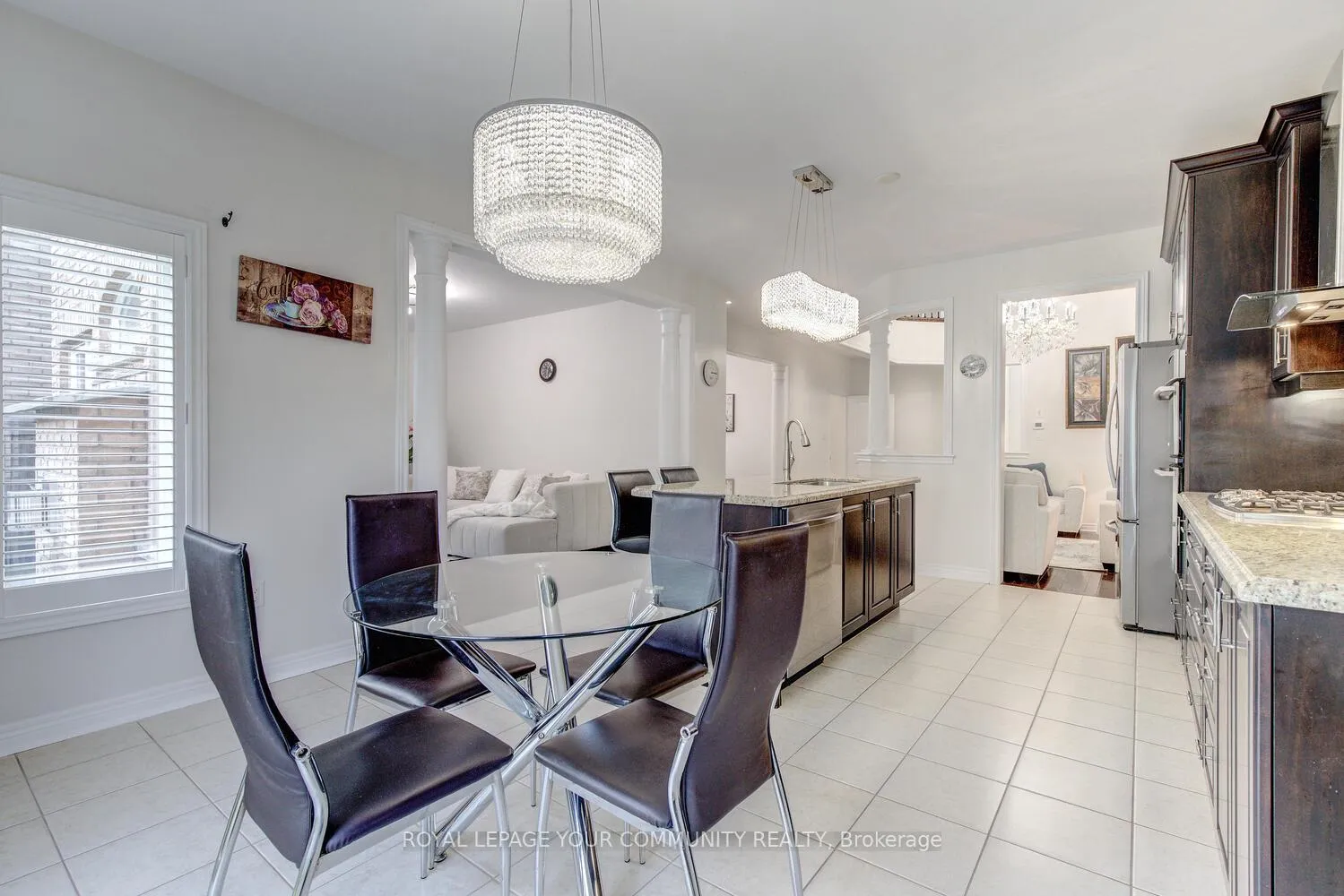 Photo 12 of 23 Barletta Drive, Vaughan, Patterson — HOMEH