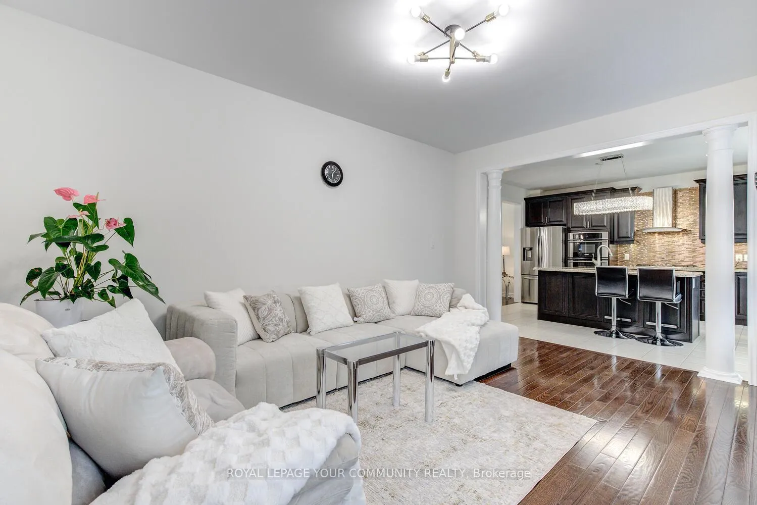 Photo 18 of 23 Barletta Drive, Vaughan, Patterson — HOMEH