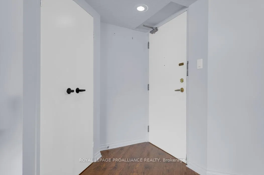 Photo 8 of Unit 405, 350 Front Street, Belleville, Belleville Ward — HOMEH