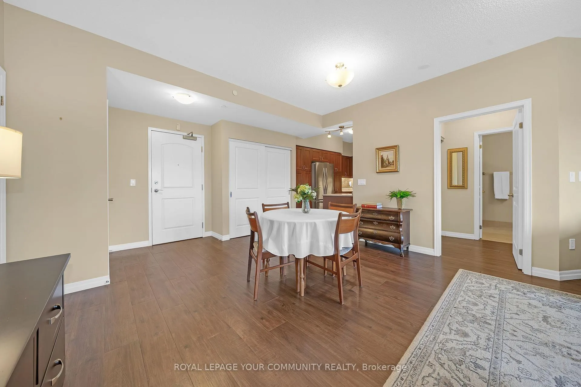 Photo 6 of Unit 301, 400 William Graham Drive, Aurora, Rural Aurora — HOMEH
