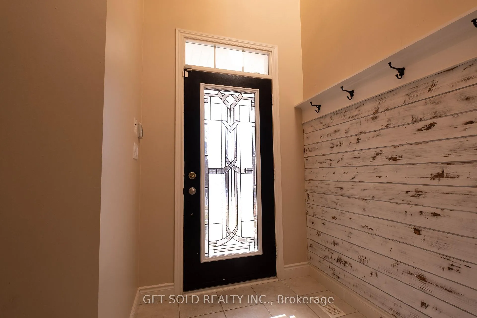 Photo 2 of 369 Travail Avenue, Oshawa, Kedron — HOMEH