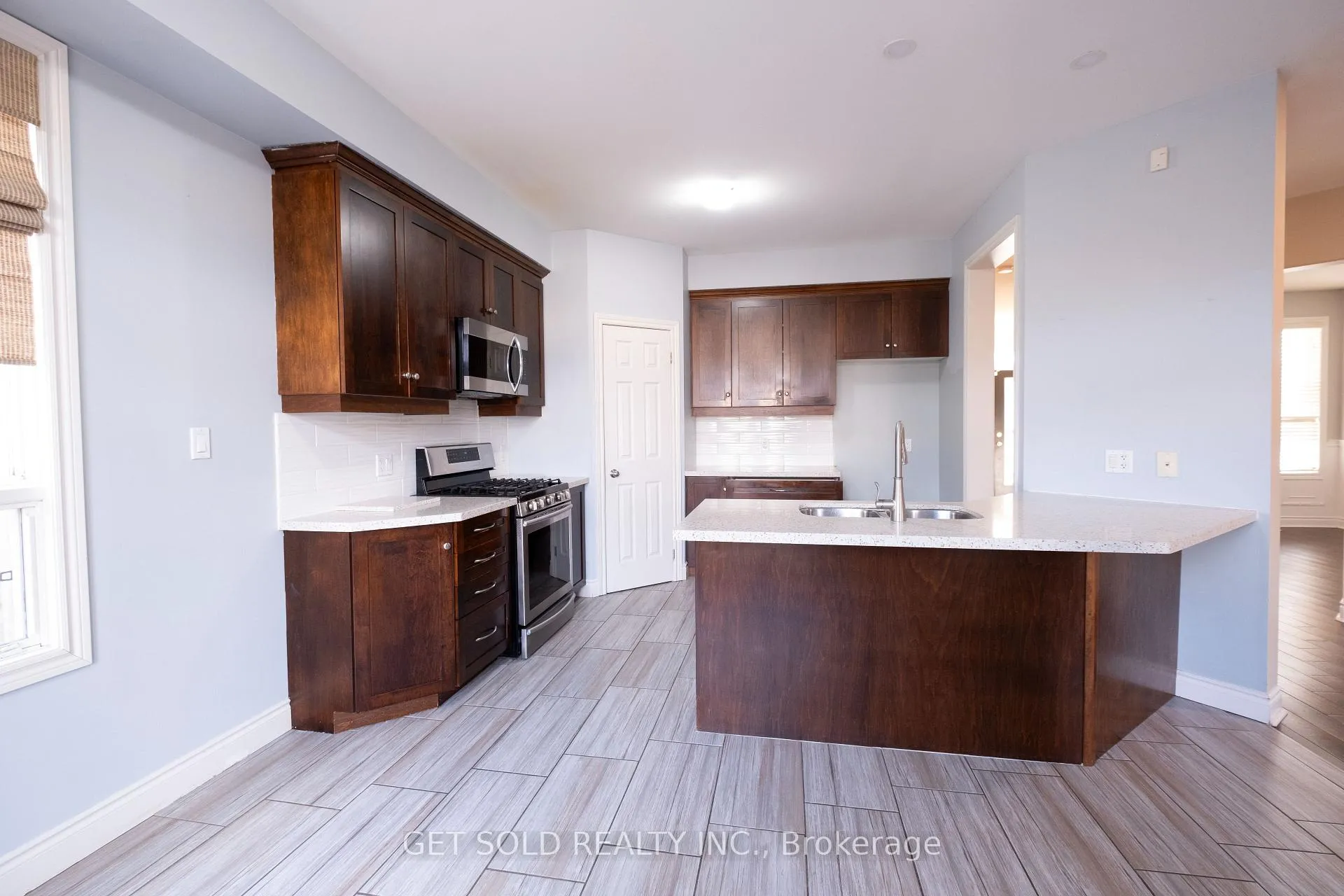 Photo 7 of 369 Travail Avenue, Oshawa, Kedron — HOMEH