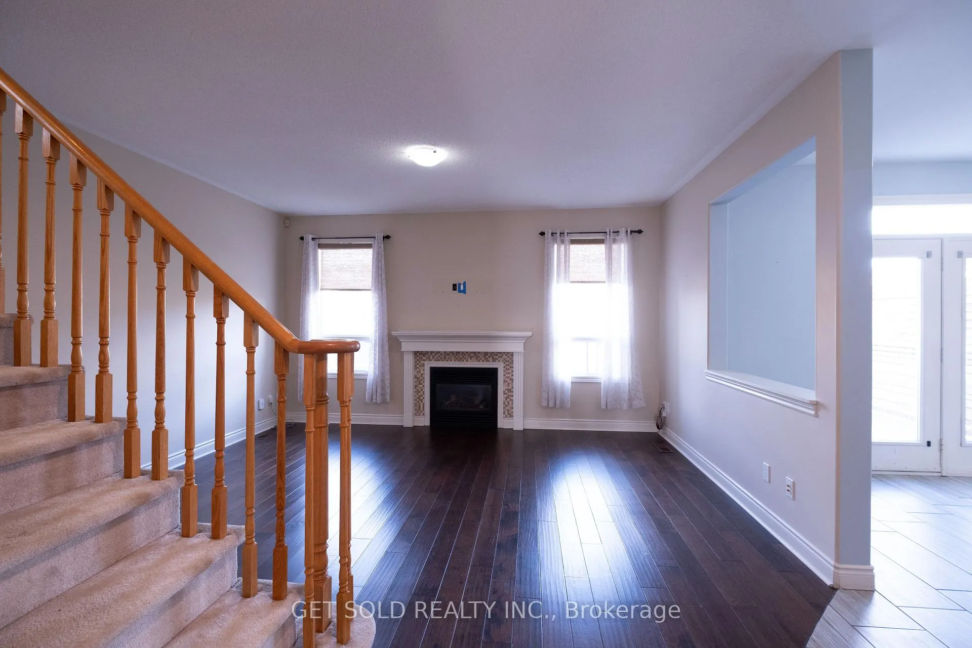 Photo 8 of 369 Travail Avenue, Oshawa, Kedron — HOMEH