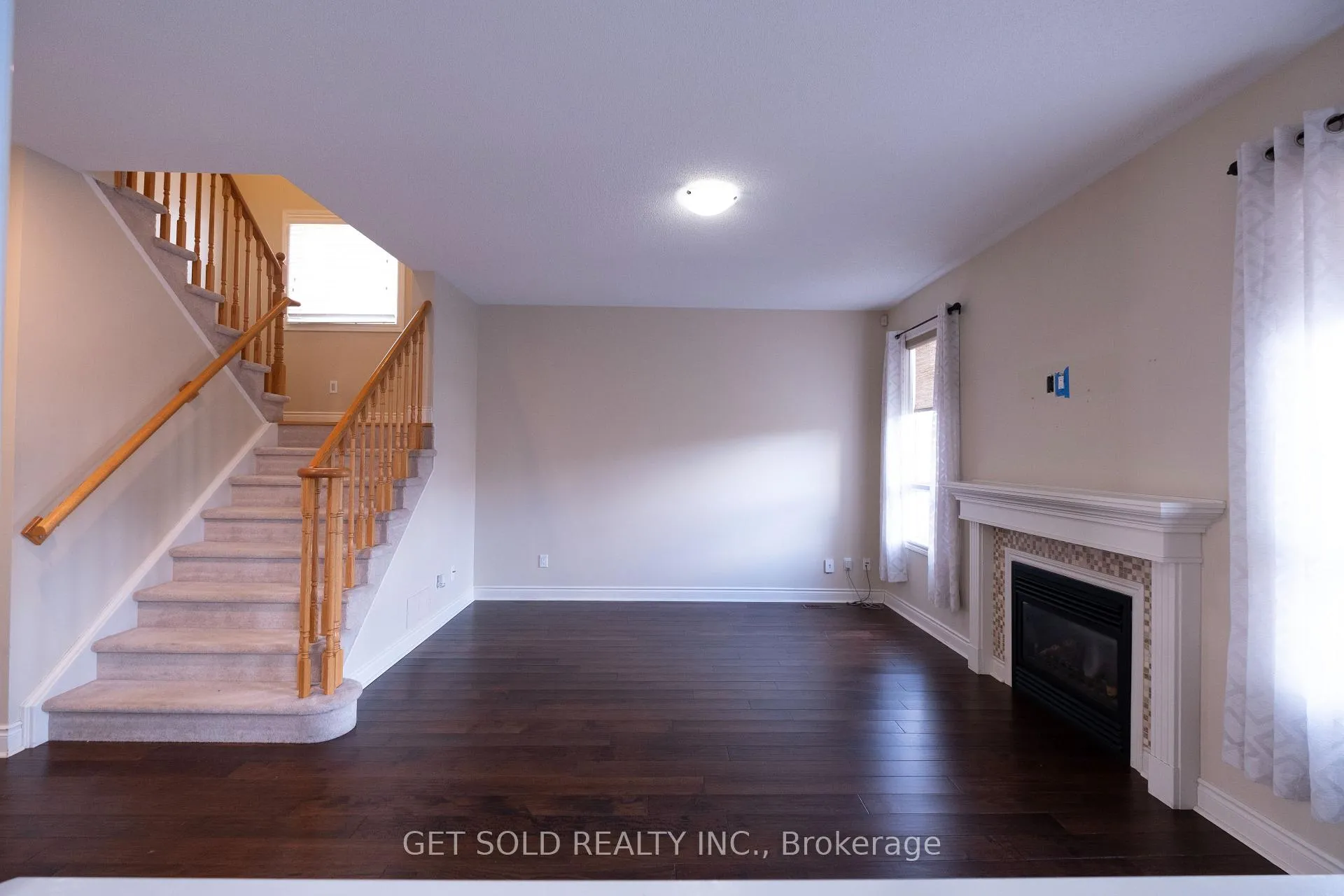 Photo 9 of 369 Travail Avenue, Oshawa, Kedron — HOMEH