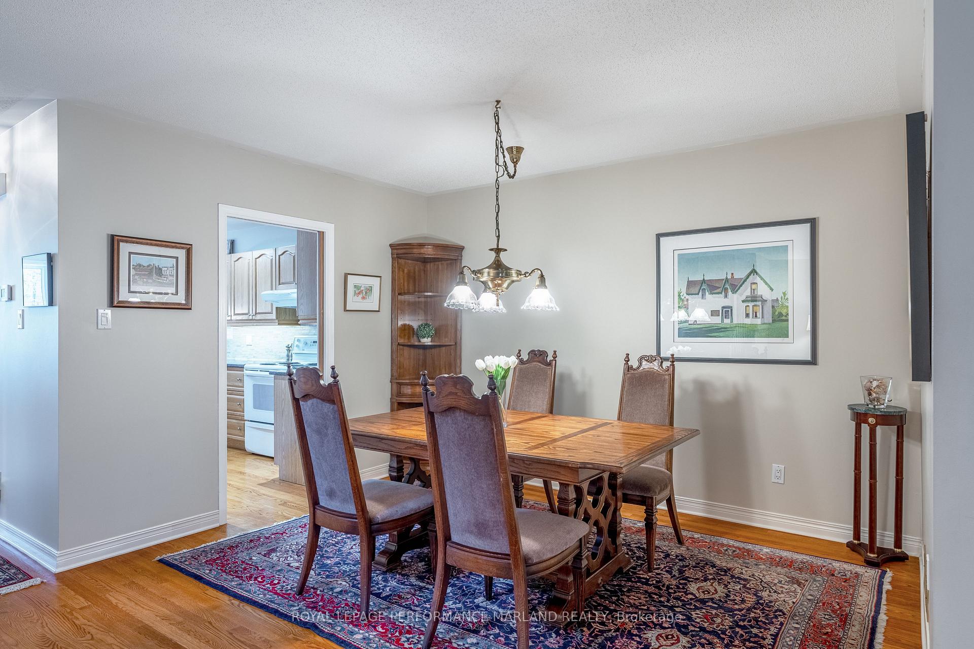 Photo 4 of 1 Windsor Avenue, Ottawa, Old Ottawa South/Rideau Gardens — HOMEH