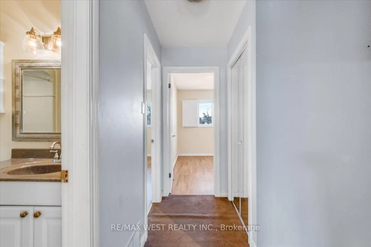 Photo 14 of Unit 33, 1020 Central Park Drive, Brampton, Northgate — HOMEH