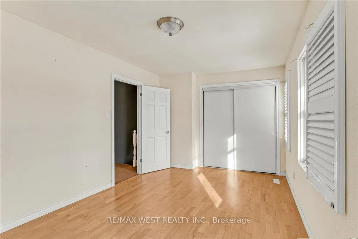 Photo 16 of Unit 33, 1020 Central Park Drive, Brampton, Northgate — HOMEH