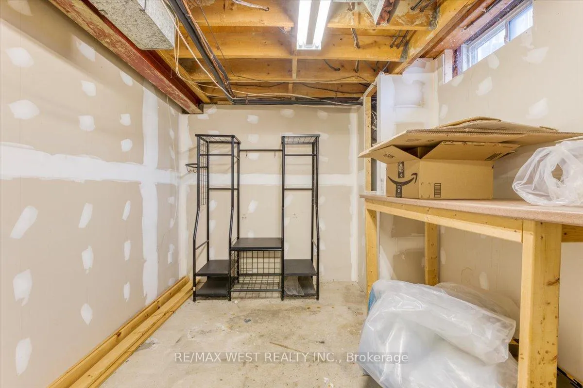 Photo 29 of Unit 33, 1020 Central Park Drive, Brampton, Northgate — HOMEH