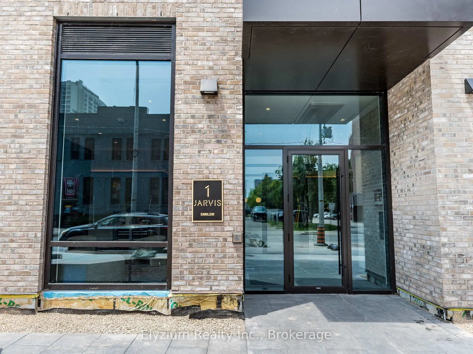 Photo 2 of Unit 1009, 1 Jarvis Street, Hamilton, Beasley — HOMEH
