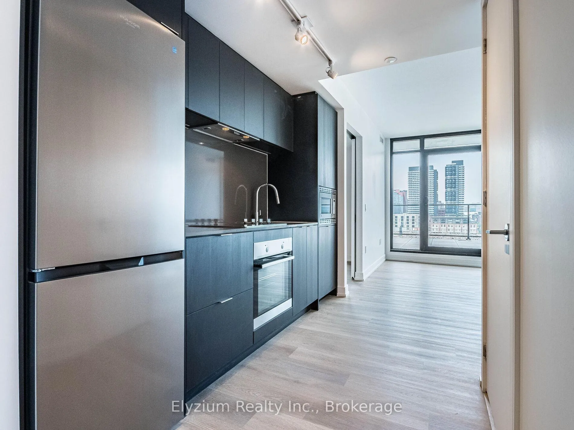 Photo 9 of Unit 1009, 1 Jarvis Street, Hamilton, Beasley — HOMEH