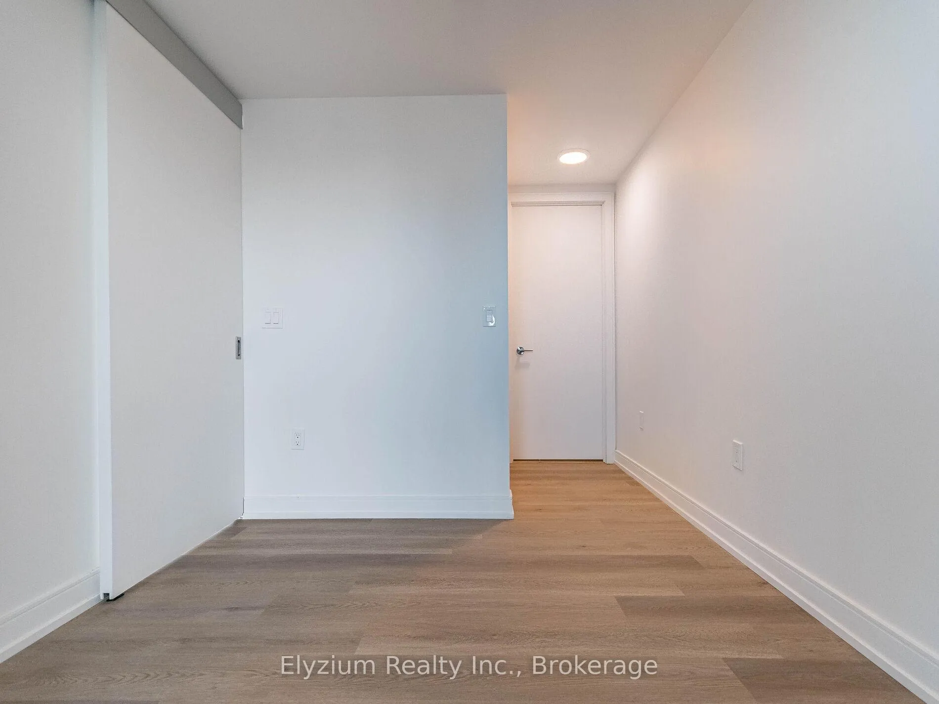 Photo 24 of Unit 1009, 1 Jarvis Street, Hamilton, Beasley — HOMEH