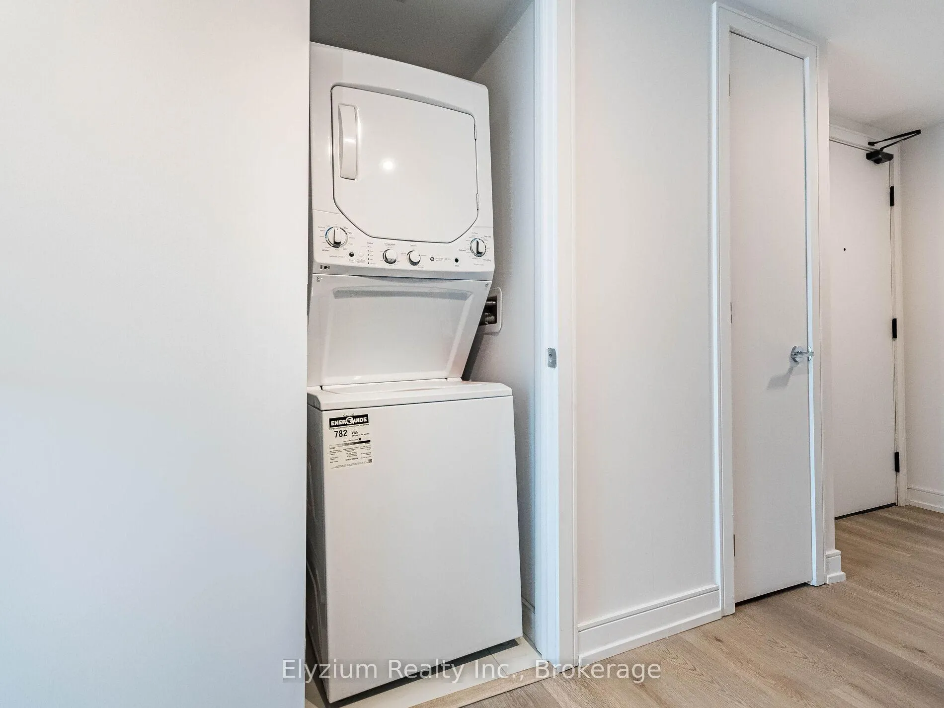 Photo 33 of Unit 1009, 1 Jarvis Street, Hamilton, Beasley — HOMEH