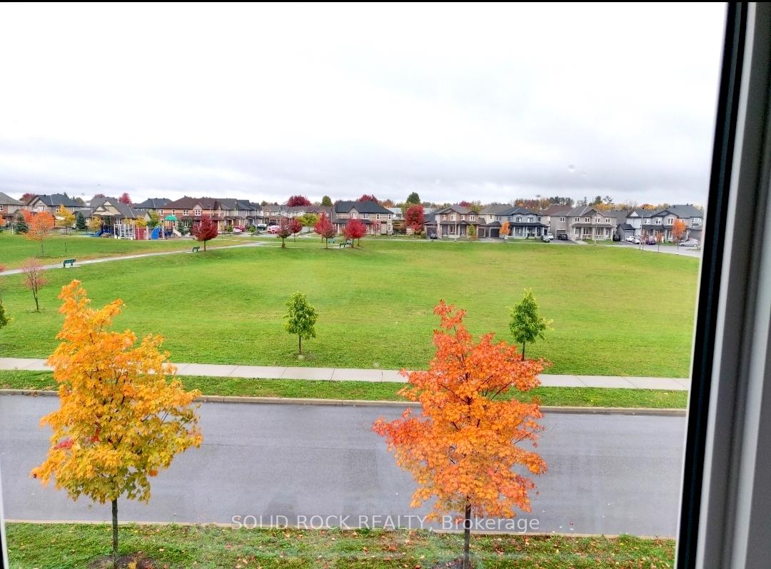 Photo 2 of 151 Springbeauty Avenue S, Ottawa, Barrhaven - Longfields — HOMEH