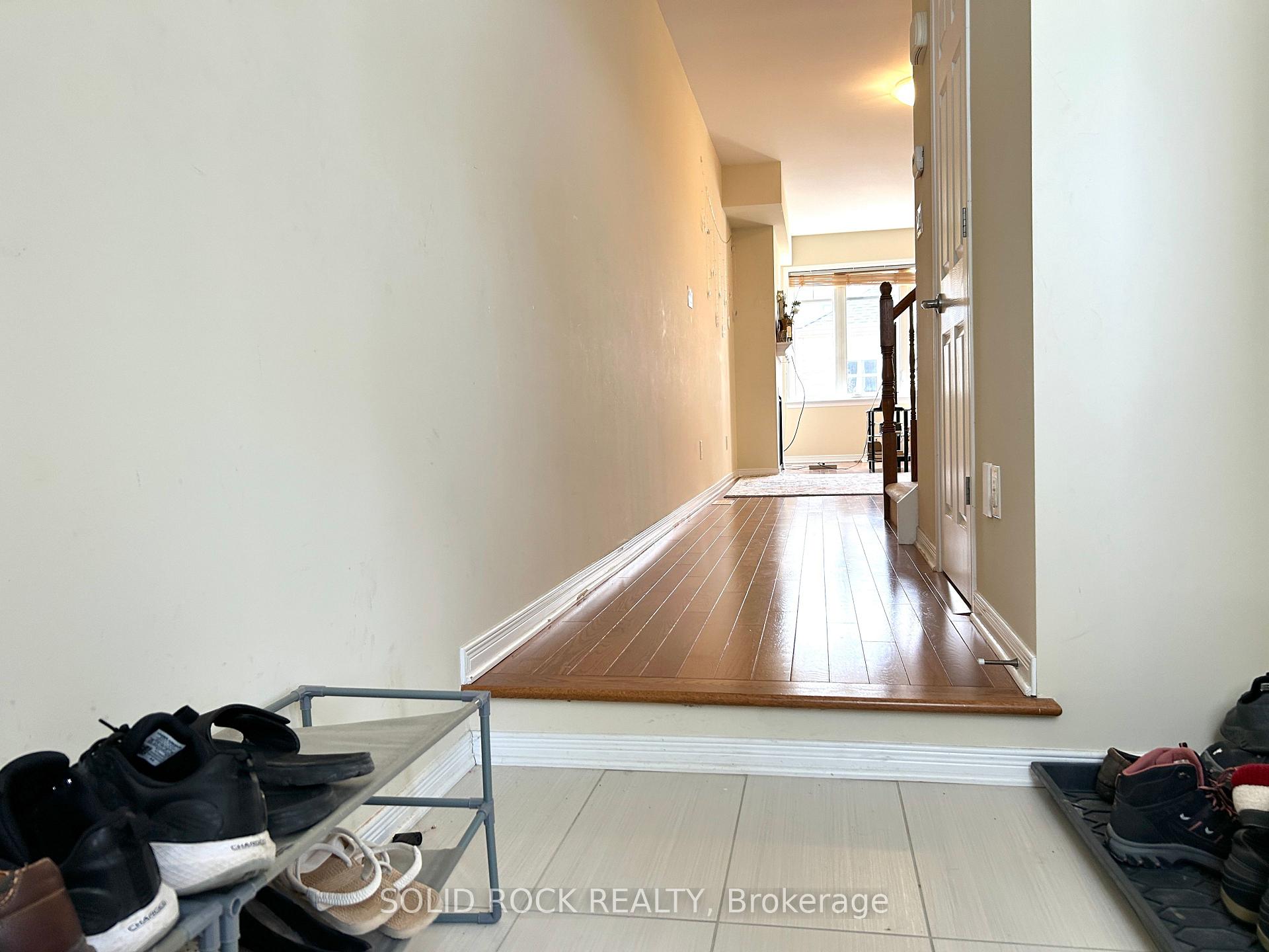Photo 3 of 151 Springbeauty Avenue S, Ottawa, Barrhaven - Longfields — HOMEH